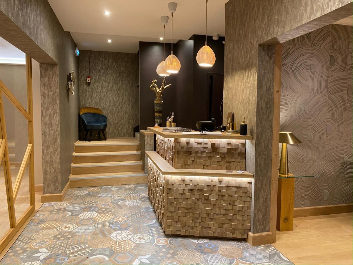 Hotel De La Poste Falaise  Εξωτερικό φωτογραφία