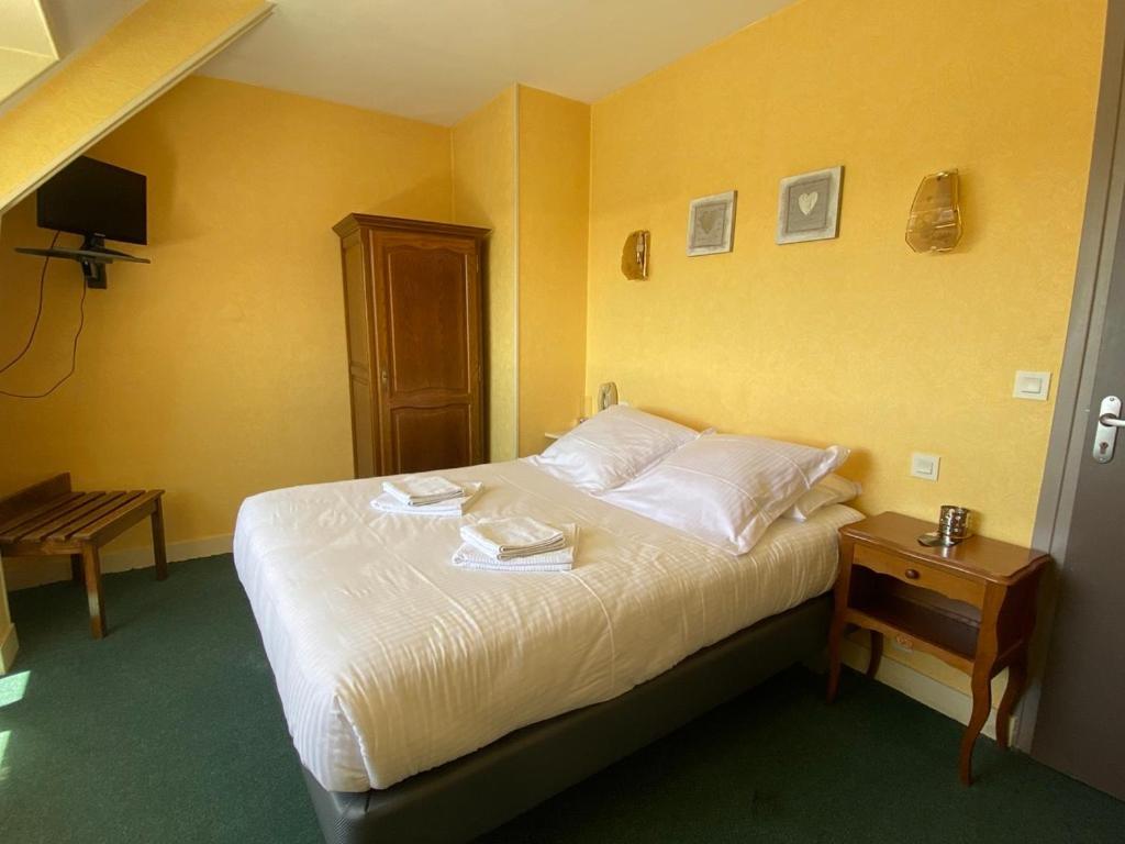 Hotel De La Poste Falaise  Εξωτερικό φωτογραφία